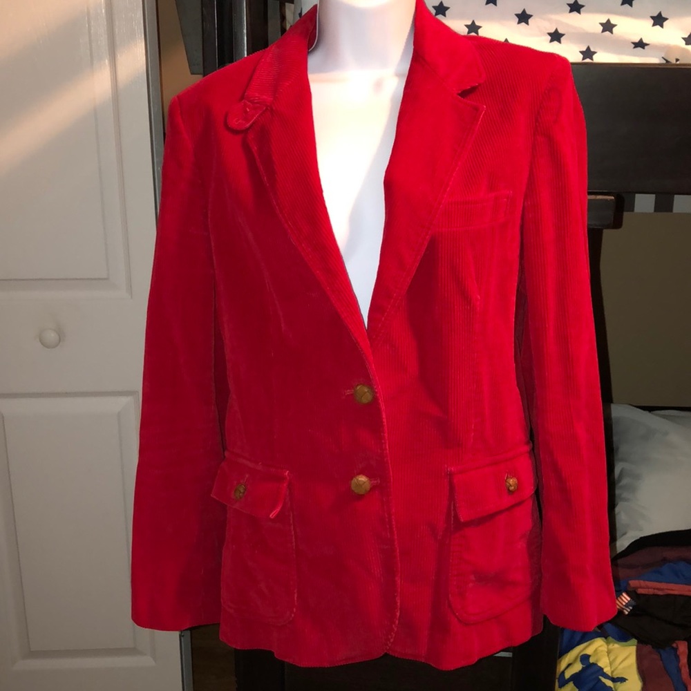 Corduroy red blazer. Like new. Beautiful details